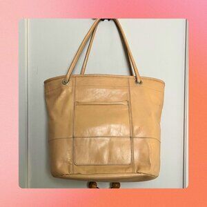 Urban Outfitters XL Leather Tote in Peach Tan